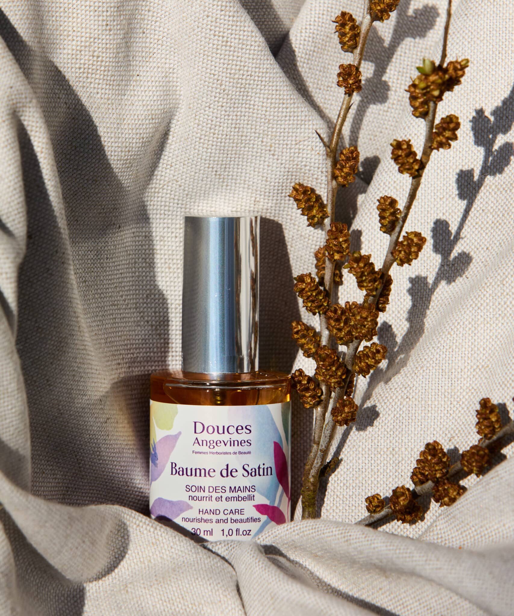 BAUME DE SATIN - výživný fluid na ruce 30 ml - Obrázek 2